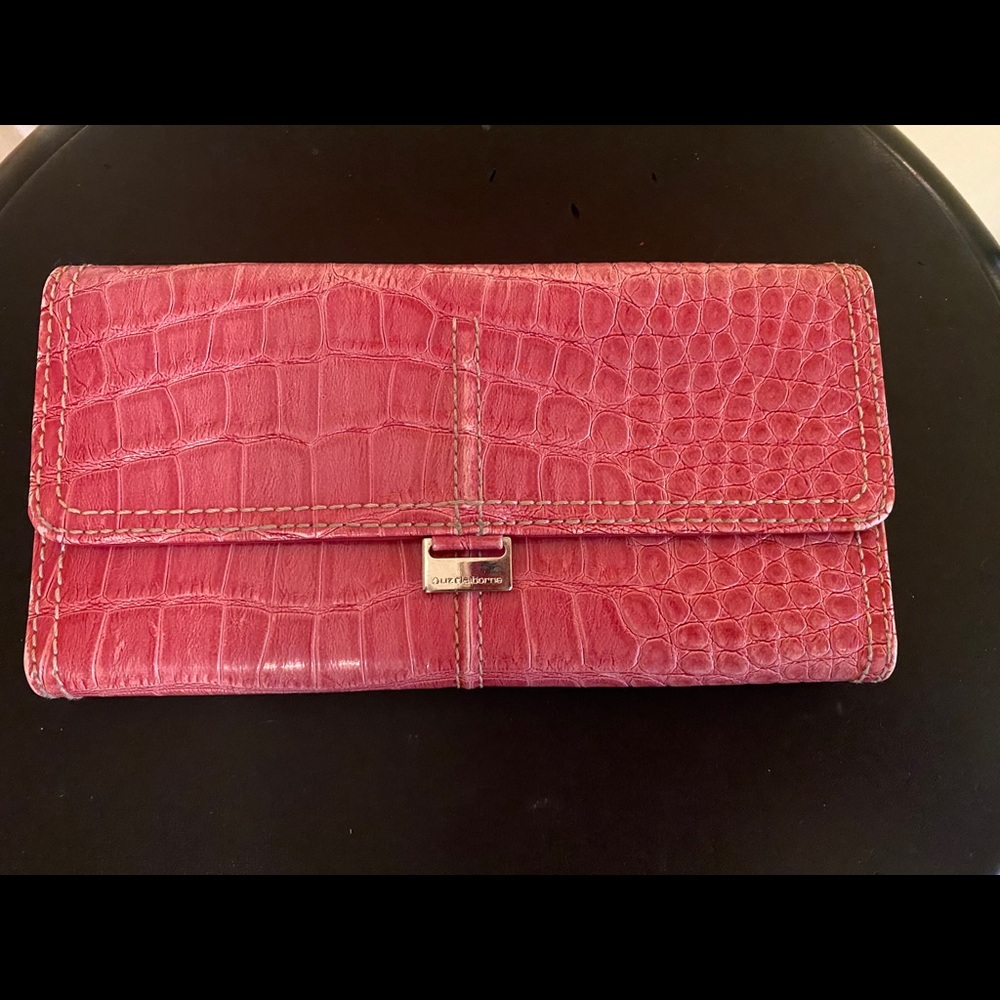Liz Claiborne wallet